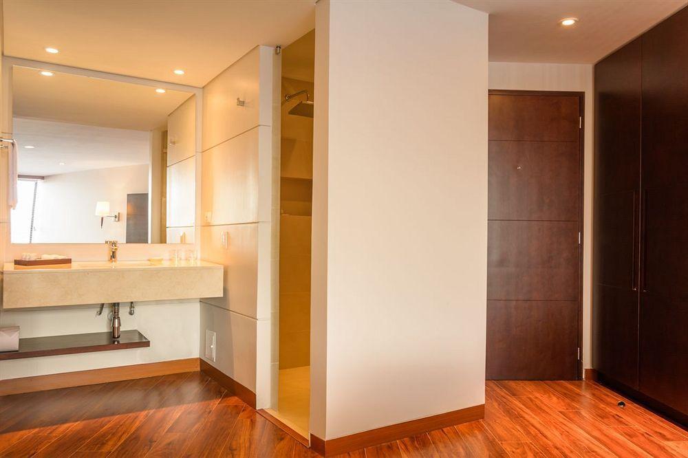 Nico Apartasuites Bogota Bagian luar foto